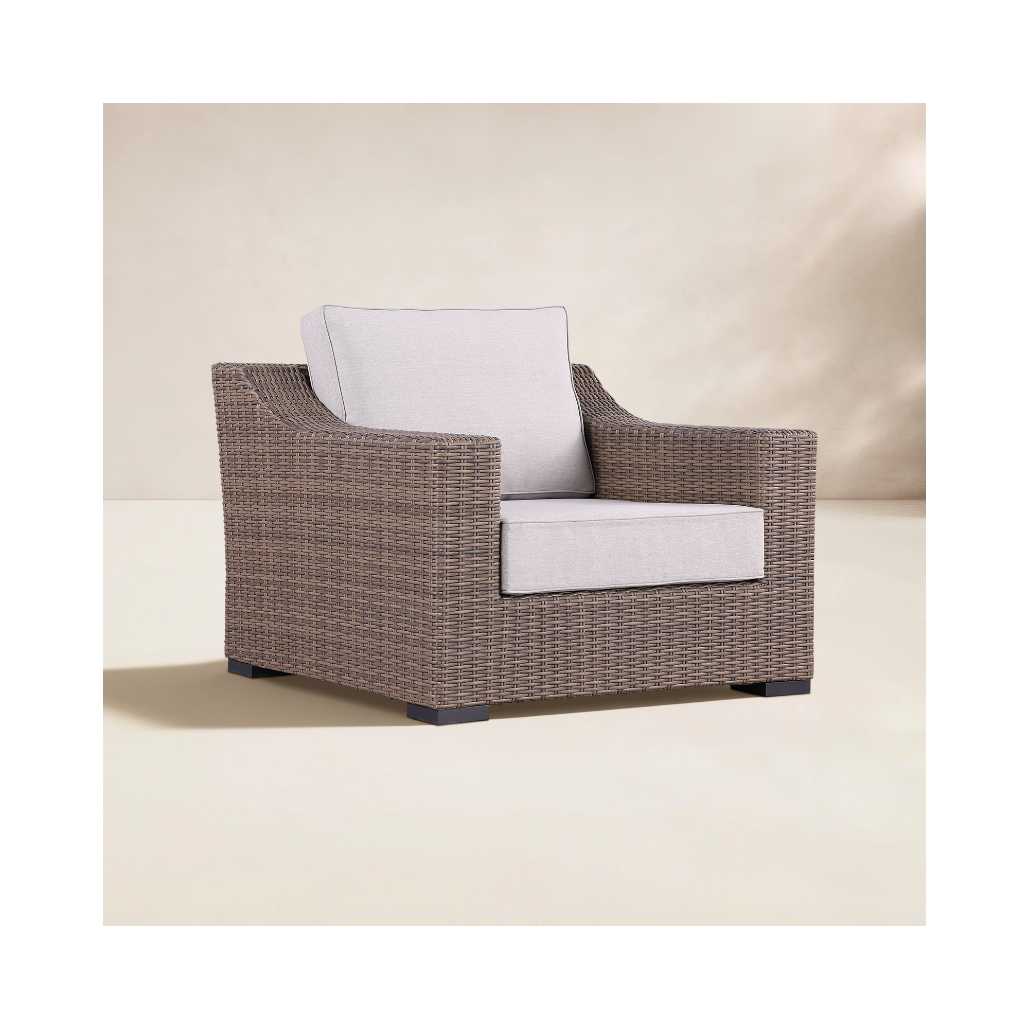 Manhattan Outdoor Lounge Chair with Cushions