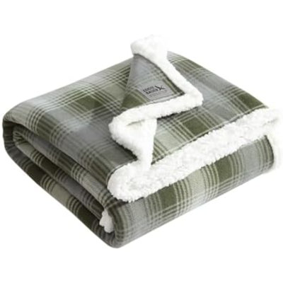 Throw Blanket, Brushed Fleece & Plush Sherpa Bedding, Throw Blanket For Couch & Bed (Nordic Plaid Green, 50" X 70")