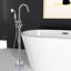 Robinet de baignoire autoportant au sol avec douche à main-63295254