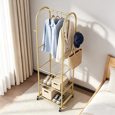 Portant à vêtements robuste avec roulettes et 3 tablettes métalliques, garde-robe réglable pour suspendre les vêtements, organisateur de placard mobile pour chambre, buanderie et entrée.