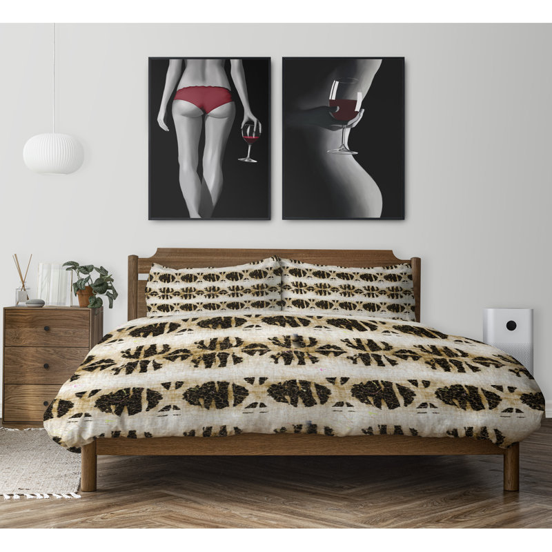 Polyester Twill Ikat Comforter, King Comforter + 2 King Pillowcases