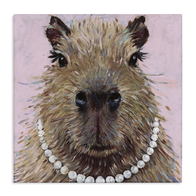 Capybara avec toile collier de perles, design par Studio Bautista, H 24 po x l 24 po