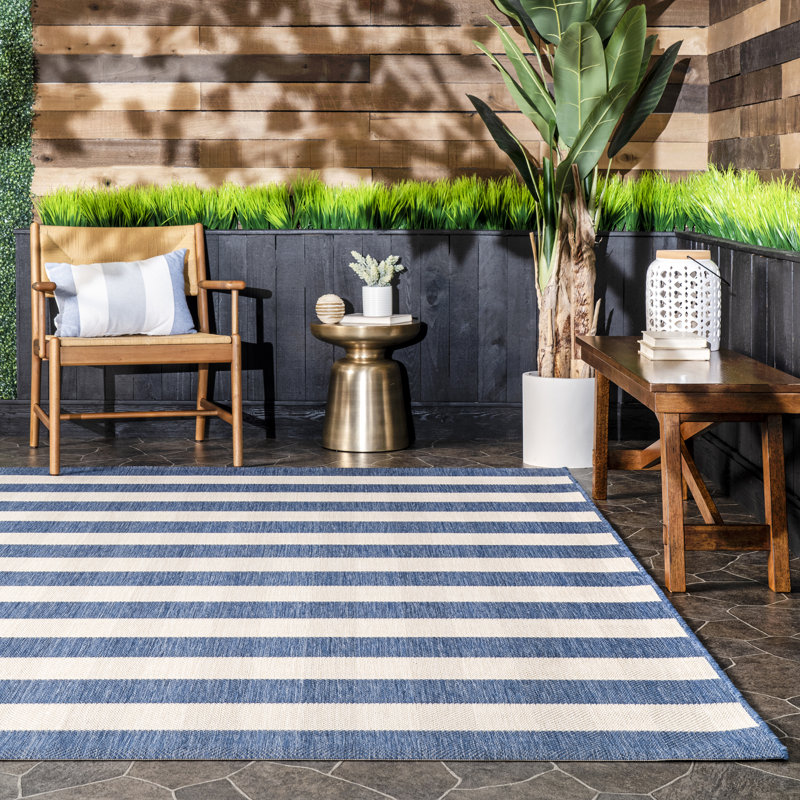 Tapis rayé bleu intérieur / extérieur Robert, Carré 8 pi x 8 pi