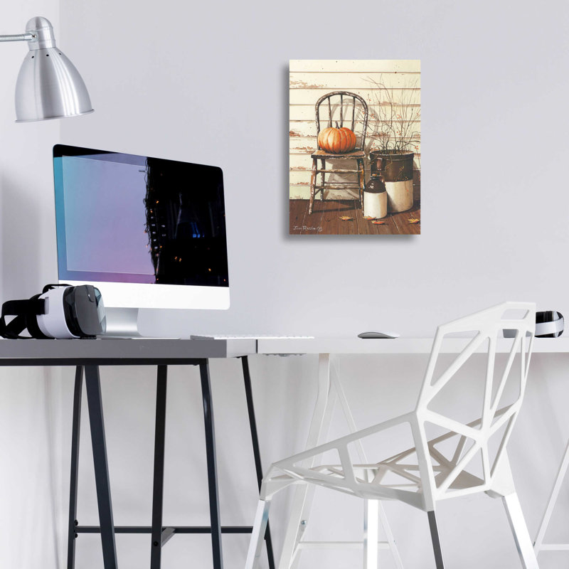 «Pumpkin & Chair» par John Rossini, H 16 po x l 12 po