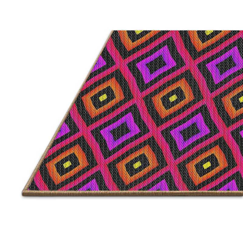 Petree Geometric Indoor Rug, Rectangle 2' x 3'