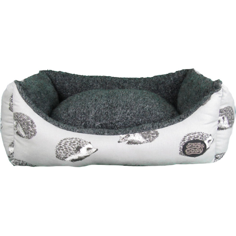 Bermudez Pet Bed, 109cm W x 82cm D x 33cm H