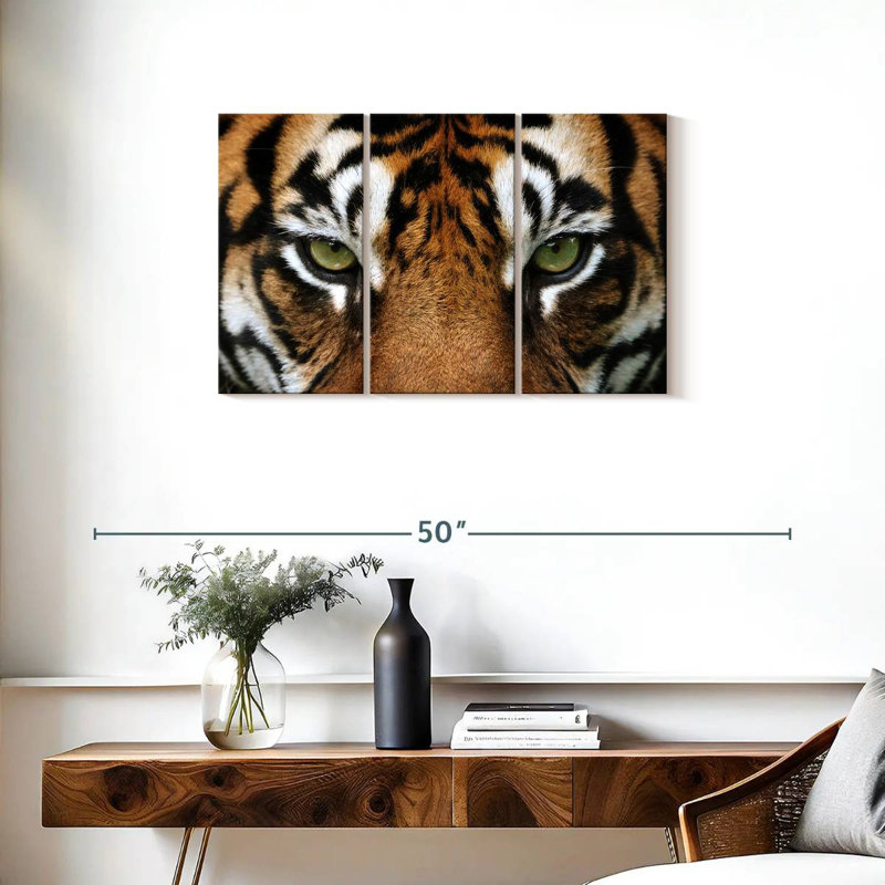 Brampt Gaze Of A Tiger, 20" H x 33" W