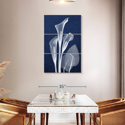 Harnek Three Indigo Calla Lilies