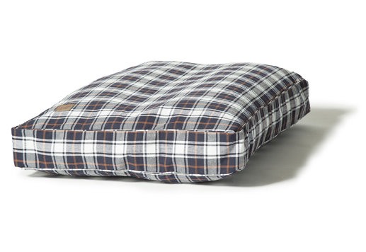 Lumberjack Cotton Pet Bed, Medium (88 cm W x 67 cm D), Red/Grey