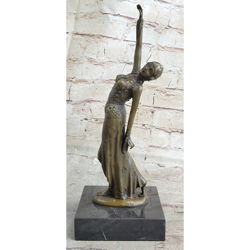 Figurines et sculptures Amanni