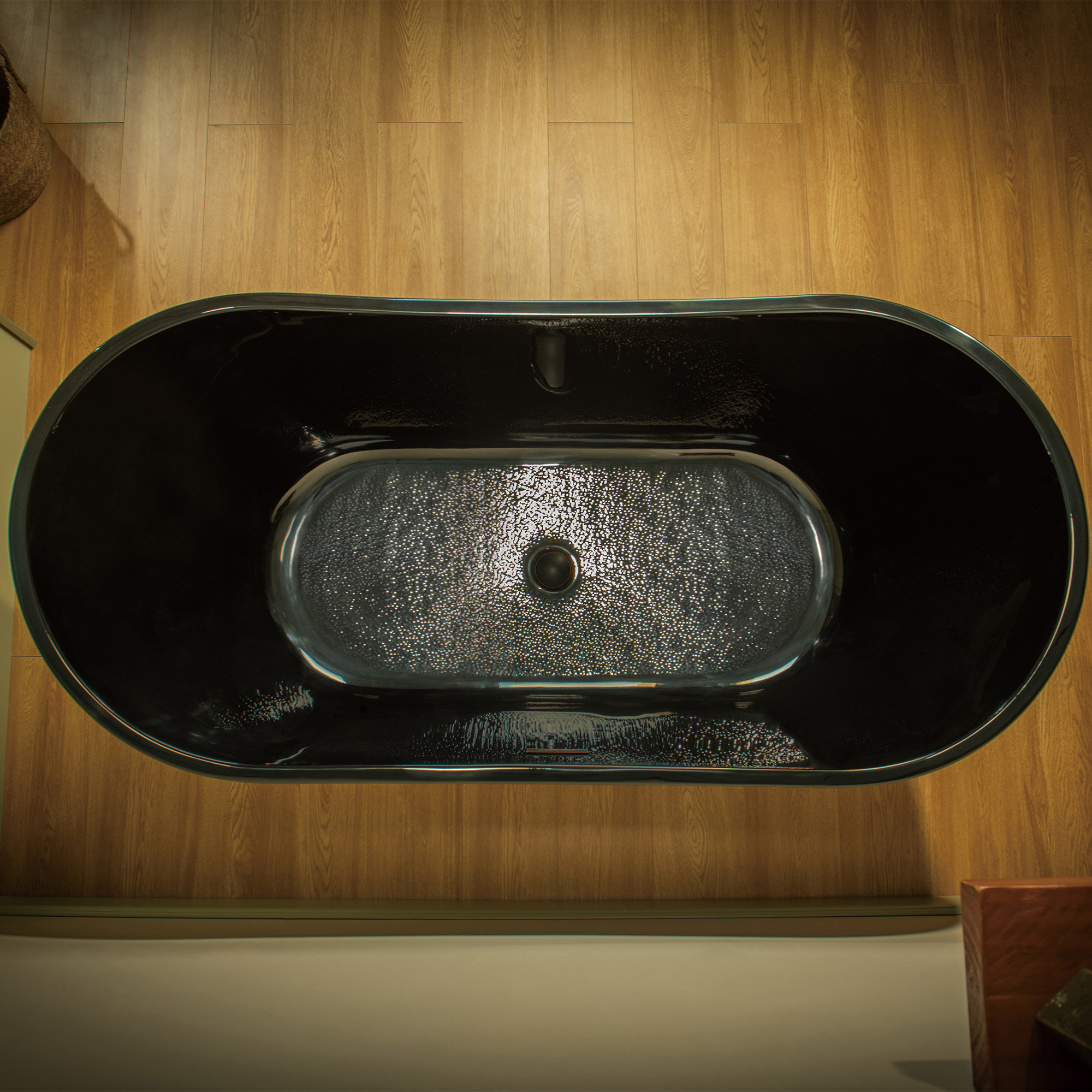 67'' x 32'' Freestanding Soaking Acrylic Bathtub, Oil Rubbed Bronze, Glossy Black