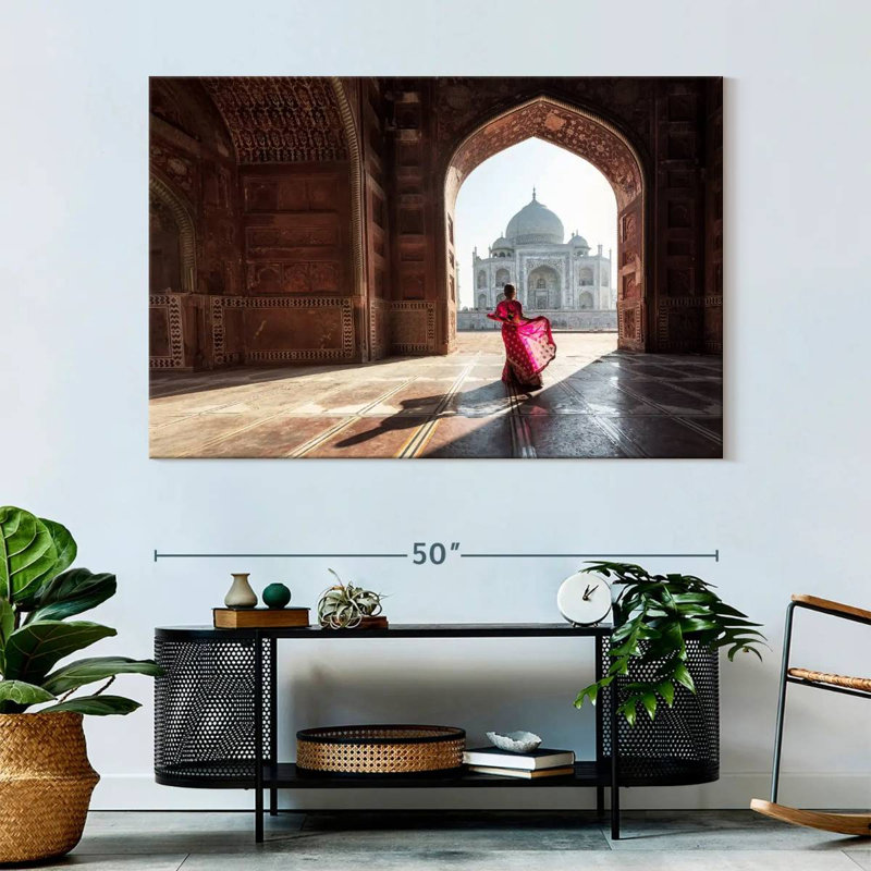 Femme Nicci Taj Mahal, H 34 po x l 51 po