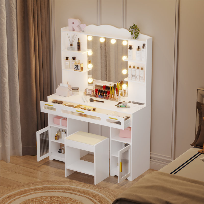 Amabilia Vanity by Lark Manor | Stylish & Functional