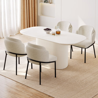 Ensemble de table de salle à manger 62,99 "avec 4 chaises pour la cuisine, le bar et le salon