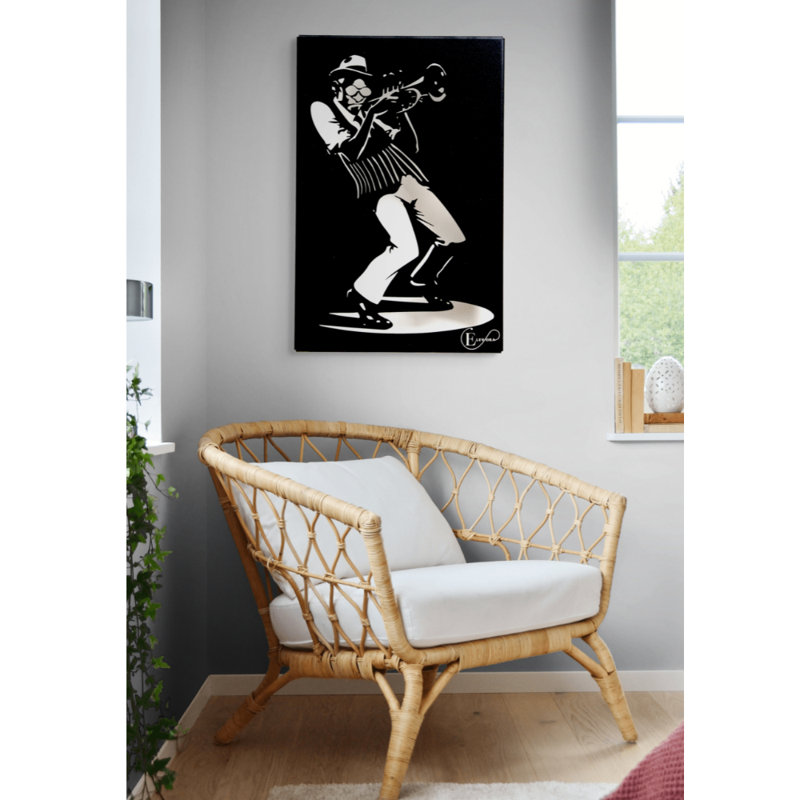 Wall Decor on Metal, Black