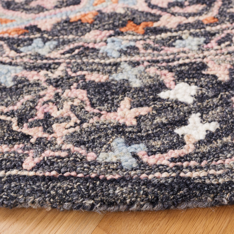Hand Tufted Wool/Cotton Oriental Rug in Black/Rust, Round 5'