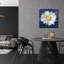  «Boldest Bloom 2 Dark Blue» par Danhui Nai, art mural en verre acrylique-1670695159