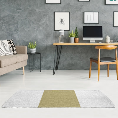 Tapis gold area