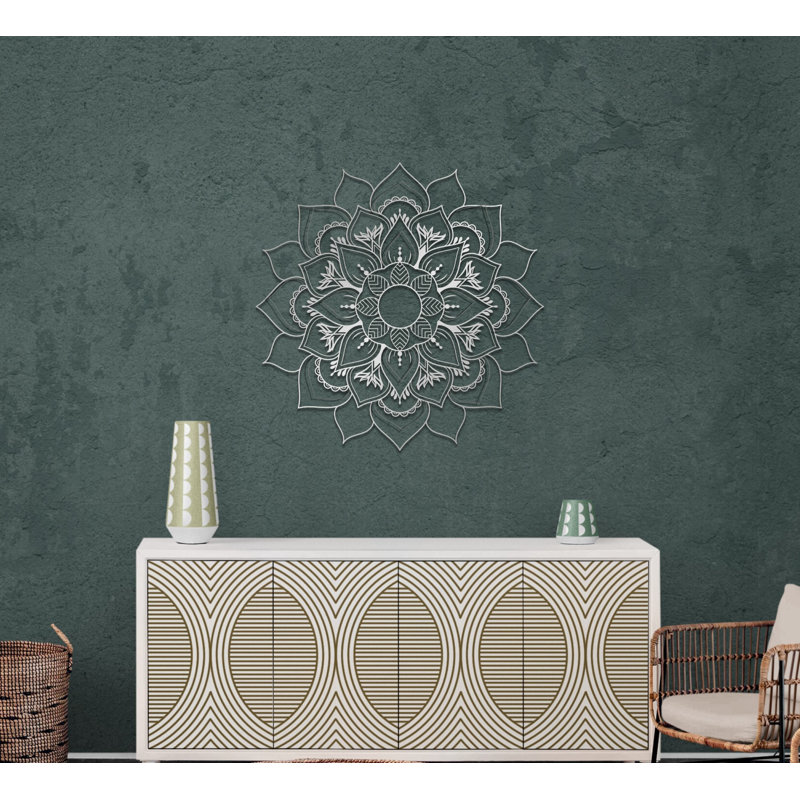 Metal Mandala Abstract Wall Hanging Decor, Creative Floral Metal Wall Art Home Decoration, 10" H x 10" W x 0.5" D