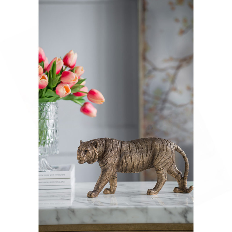 Statue tigre 11,5 x 3,5 x 5,5 po avec finition cuivrée brillante