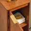Armoire pour salle de bain et armoire à linge avec tablettes