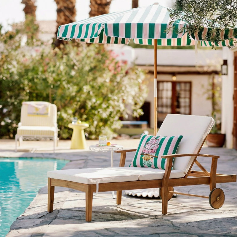 Chaise longue inclinable 79 po avec coussins Bevens, Crème