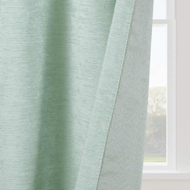 Panneau de rideau simple obscurcissant en chenille Kaori, Vert clair, L 52 po x L 84 po