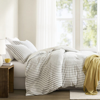 48f-f3cf-1fdd7 Comforter