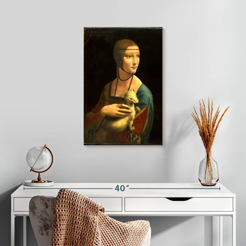 Leisha avec un portrait d'hermine, H 24 po x l 16 po