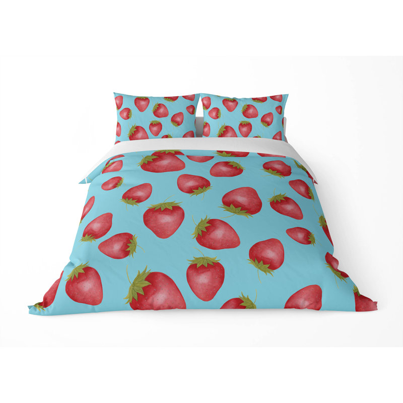 Summer Strawberries 3- Piece Decorative Lightweight Comforter Set, Queen Comforter + 2 Standard Pillowcases, Turquoise