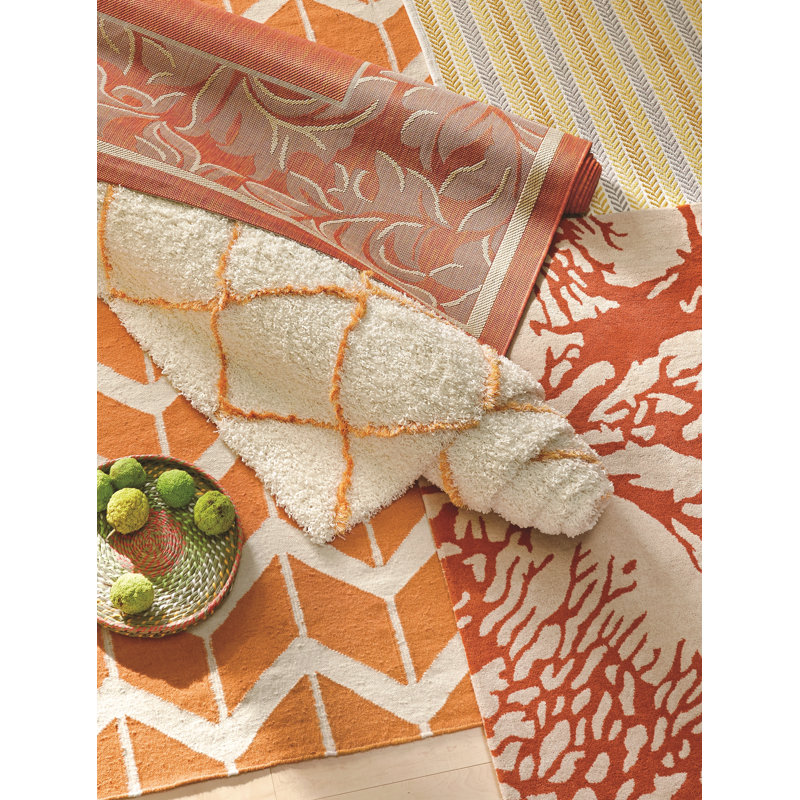 Herefordshire Performance Floral Indoor/Outdoor Area Rug, Rectangle 2' x 3'7"