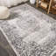 Tapis gris foncé / crème Shellenbarger Filigree Medallion-415505763
