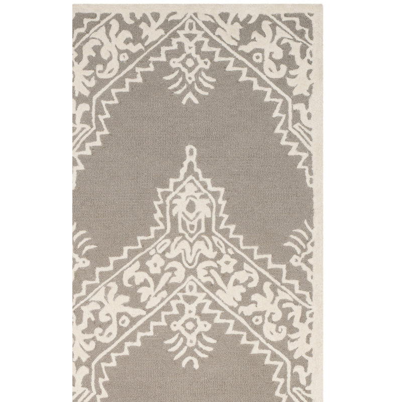 Nioka Hand Tufted Wool And Viscose Damask Rug, Rectangle 5' x 8'