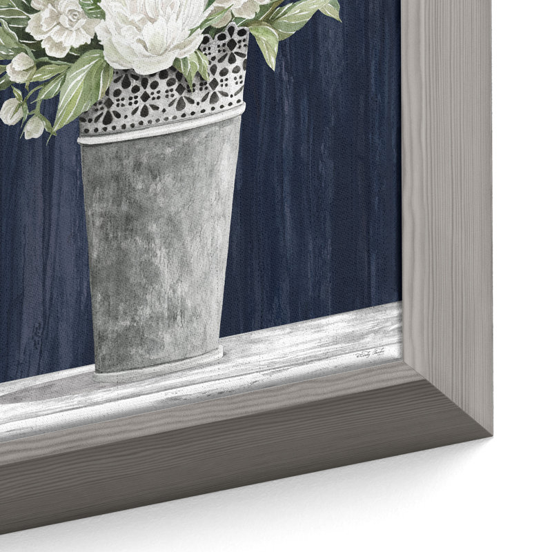 «Punched Tin White Floral» par Cindy Jacobs, reproduction d'art sur toile blanche et bleue, Cadre flottant blanc délavé