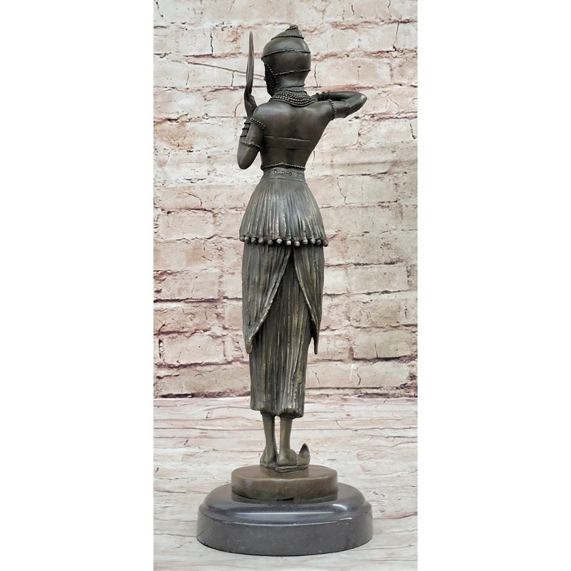 Figurines et sculptures