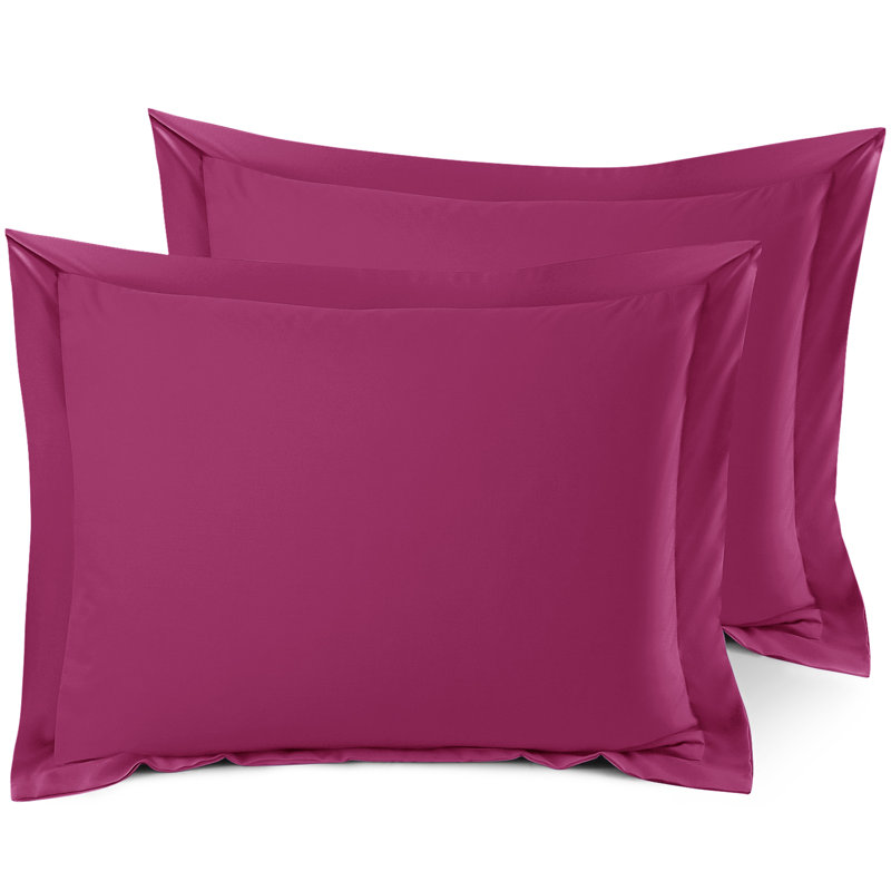 Polyester Bedding, Magenta, 20" x 36"