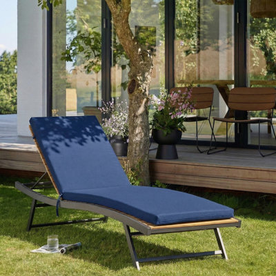 All-Weather Patio Chaise Lounge Cushion With 28D High-Density Foam, Waterproof Fabric, And Washable Cover For Pool And Garden Recliners