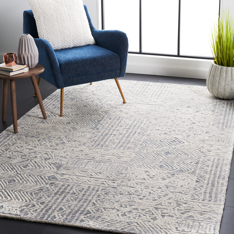 Amzi Hand Tufted Wool Southwestern Rug, Rectangle 8' x 10'