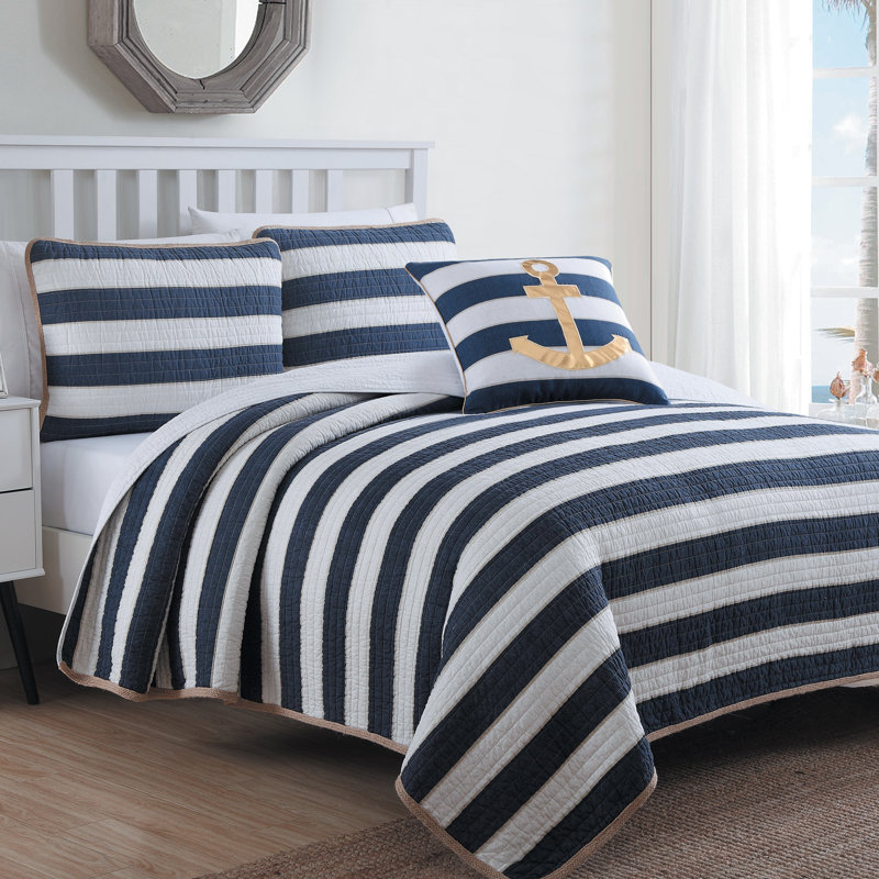 Navy and White Cotton King Reversible Quilt Set