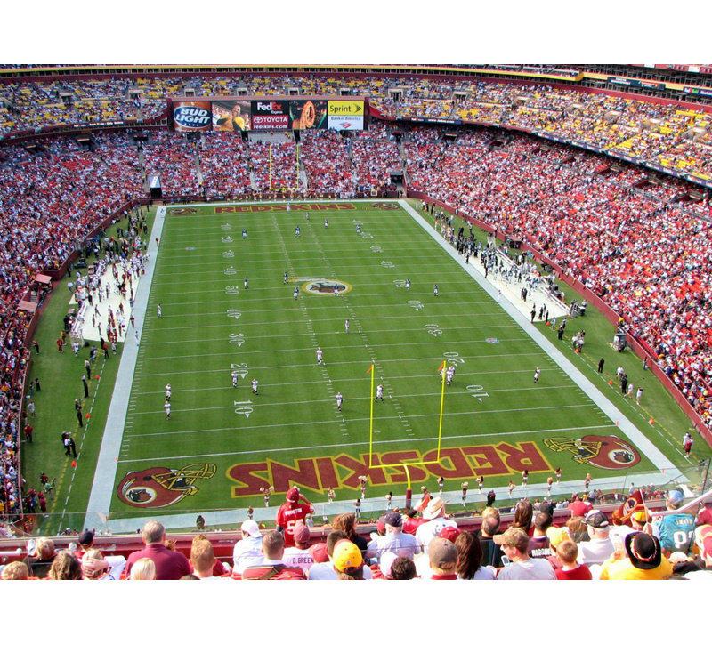 FedEx Field, H 13 po x l 18 po