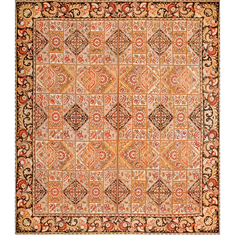 Tapis carré carré à motif de fleurs européennes