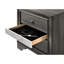 Table de chevet compacte grise avec rangement pour objets personnels Table de chevet de finition: attrait esthétique et fonctionnalité-110369128