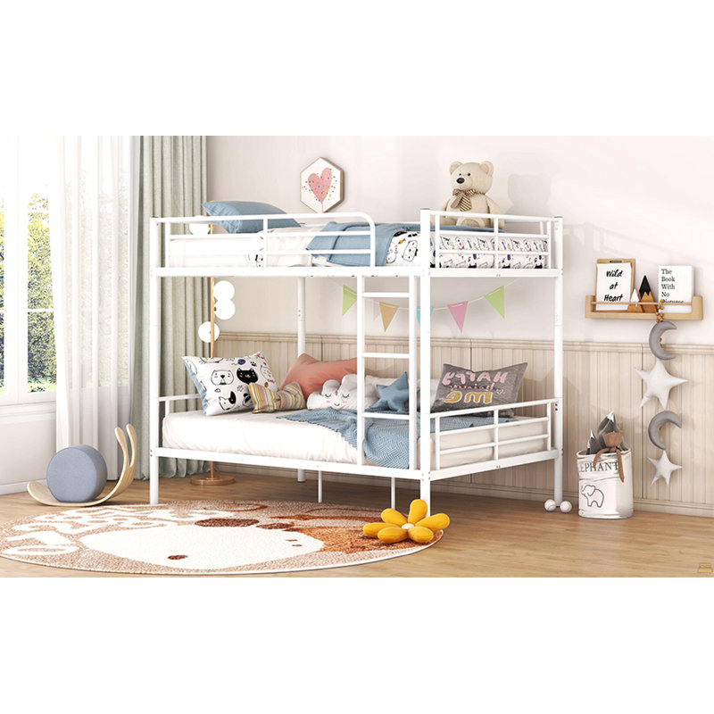 Lit superposé double au dessus d'un lit double, Lit superposé double sur double, Blanc