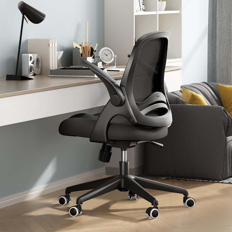 Hbada Game Chairs With Flip-Up Armrests And Saddle Cushion, Ergonomic Game Chairs With S-Shaped Backrest, Swivel, Mesh, Black