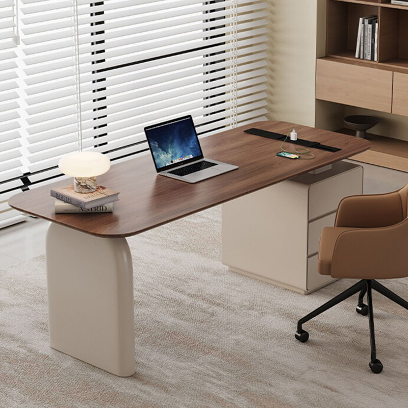 Bureau de direction rectangulaire en bois massif noyer avec tiroirs, 29.53" H x 62.99" W x 27.56" D