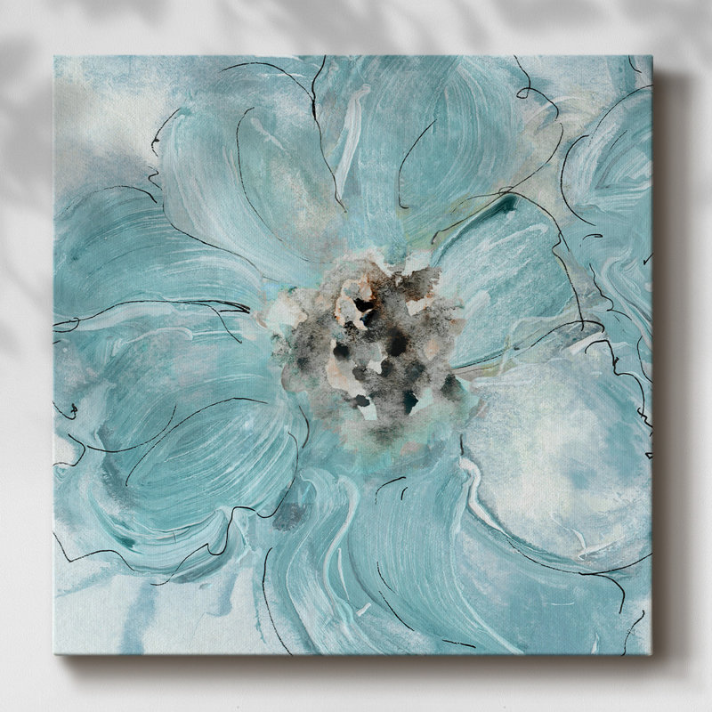 «Flower Portrait I», reproduction sur toile tendue, H 40 po x l 40 po x P 1,5 po