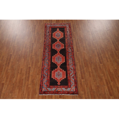 Tapis de couloir géométrique 9 pi 9 po x 3 pi 5 po