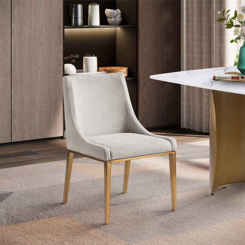 Chaise Kizi, Tissu en polyester beige