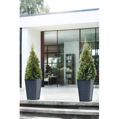 2-Piece Set Durable Resin Large Modern Outdoor Indoor 22 Inch Tall V Shaped Taper Planters Wood Look Garden Pots Planter