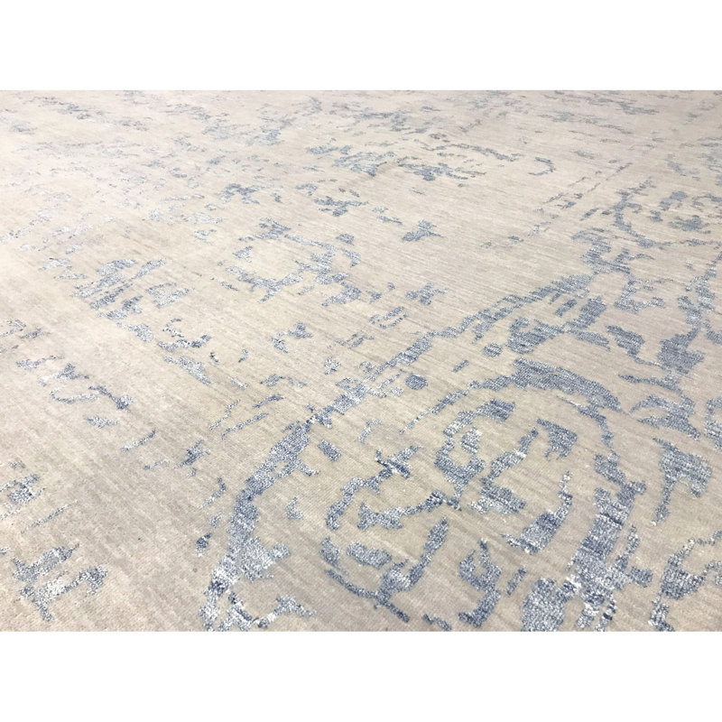 Tapis argenté et bleu clair noué à la main de haute qualité